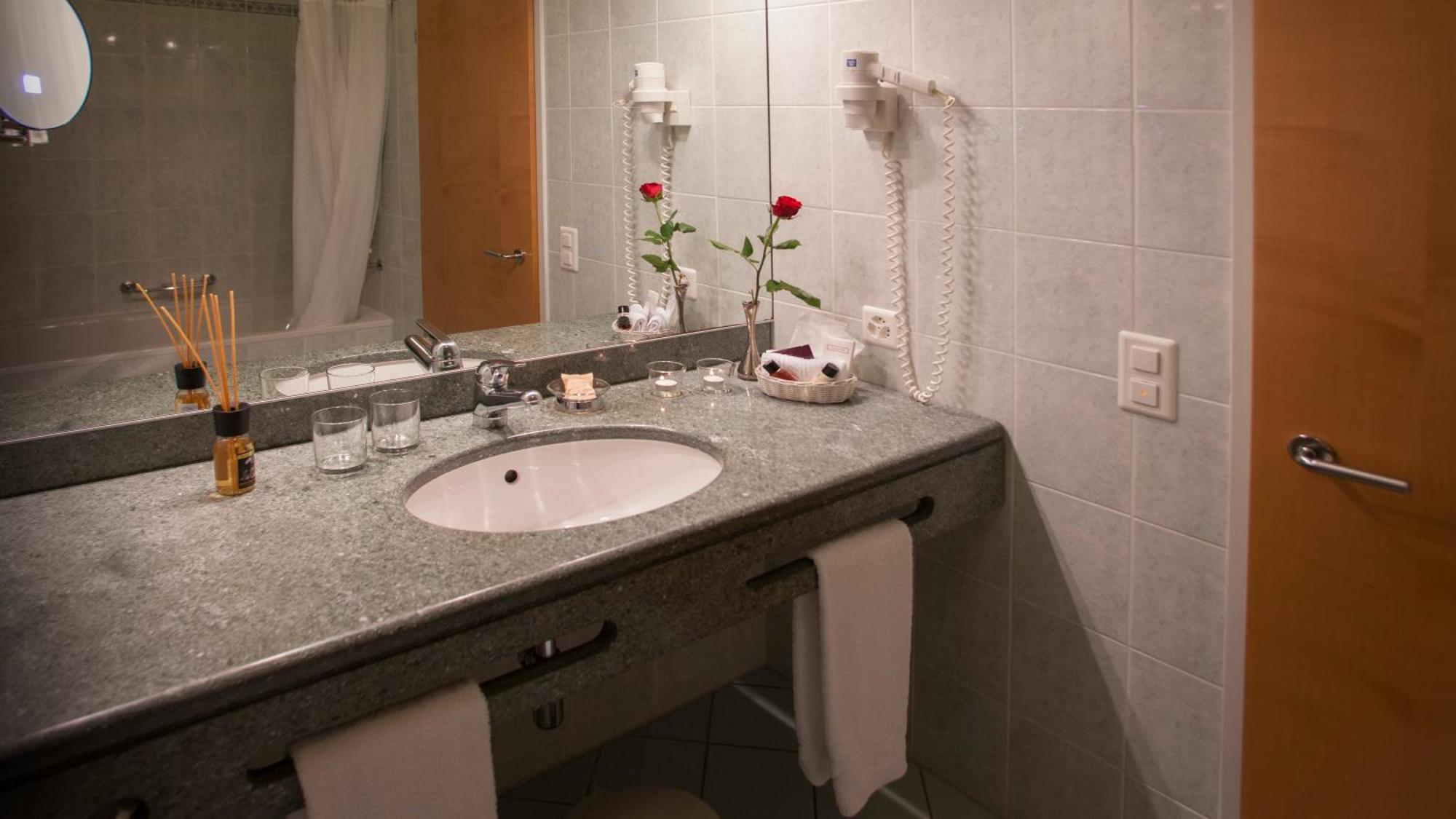 Hotel & Spa Cacciatori Кадемарио Стая снимка