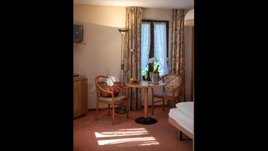 Hotel & Spa Cacciatori Кадемарио Стая снимка