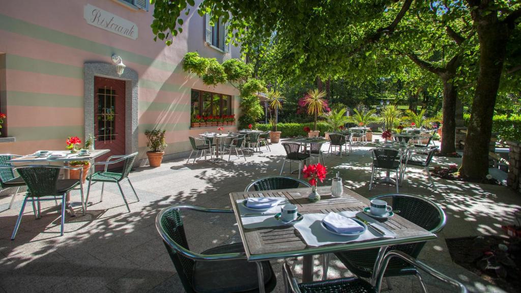 Hotel & Spa Cacciatori Кадемарио Екстериор снимка