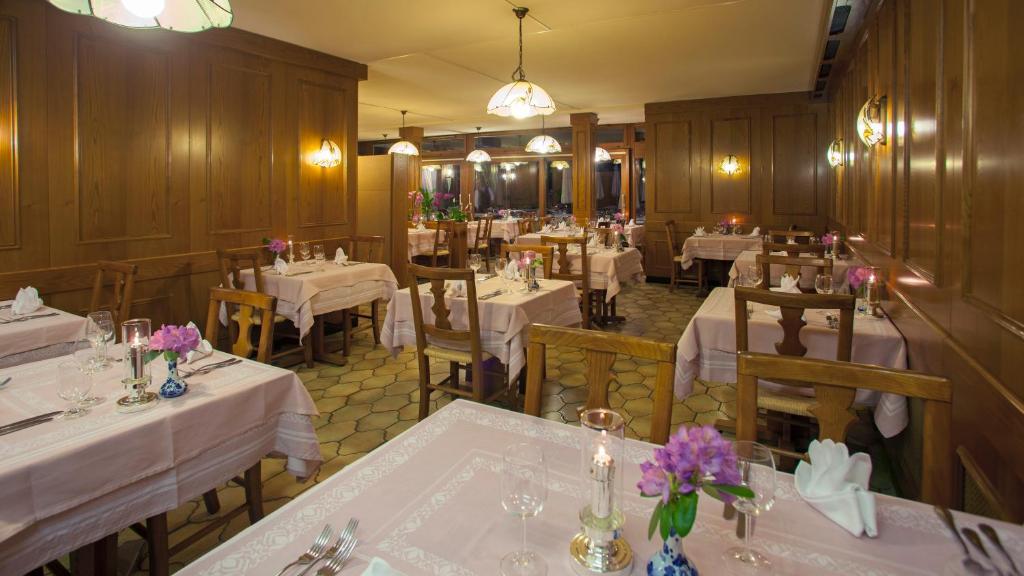 Hotel & Spa Cacciatori Кадемарио Екстериор снимка