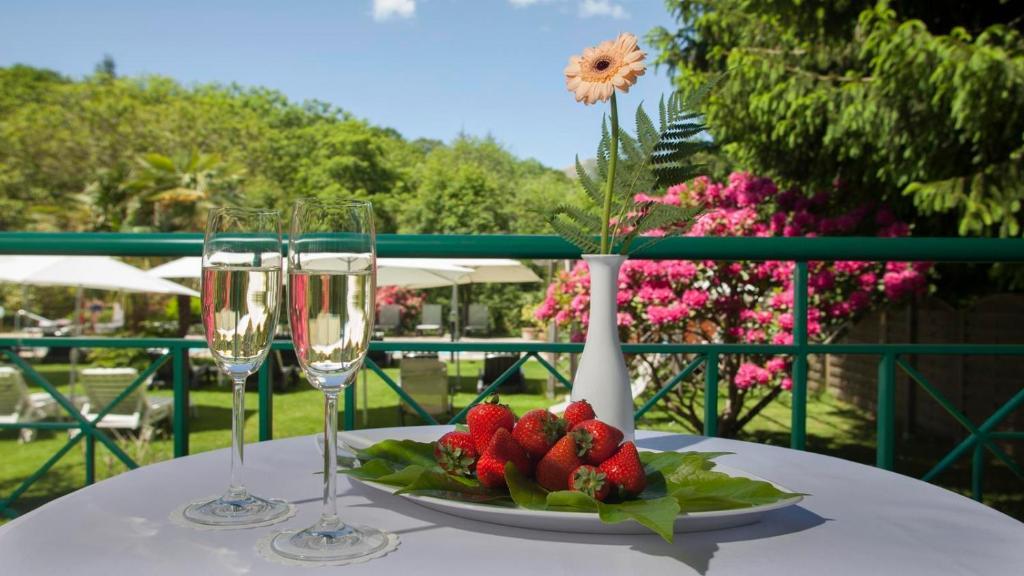 Hotel & Spa Cacciatori Кадемарио Екстериор снимка